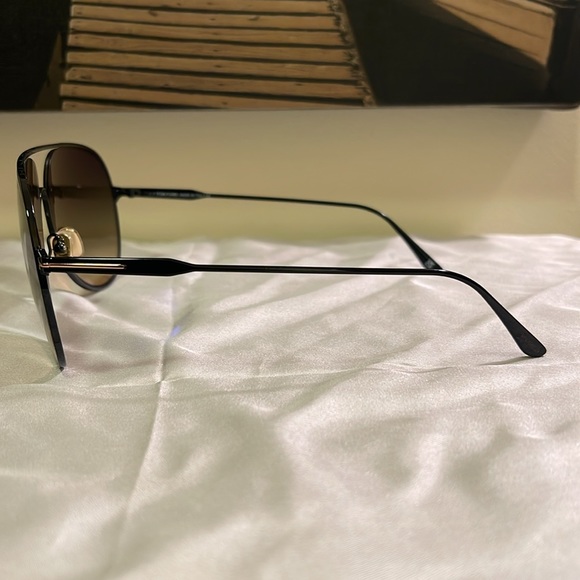 TOM FORD Alec Metal Aviator Sunglasses - Picture 4 of 13